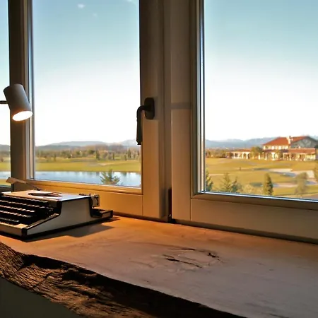 Creative Design House Golf & 아파트 *