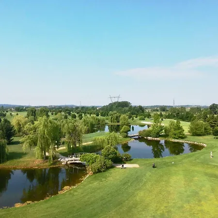 Creative Design House Golf &